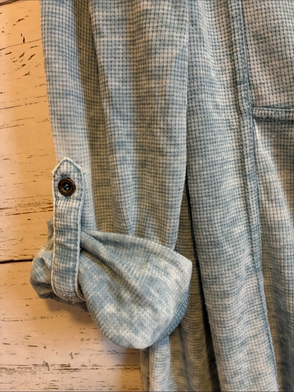 Jane and Delancey Distressed Pale Blue Henley-Style Tunic Top, size XL - Picture 2 of 13